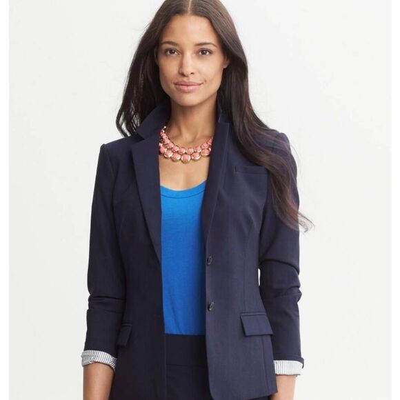 BANANA REPUBLIC Navy Blue Blazer Jacket Size 2P - Picture 1 of 3
